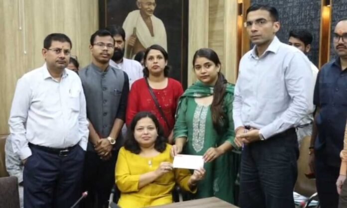 समस्या निस्तारण के साथ ही डीईओसी से वायरलेस व दूरभाष पर अपनी क्यूआरटी से आपदा सम्बन्धी अपडेट लेते रहे डीएम