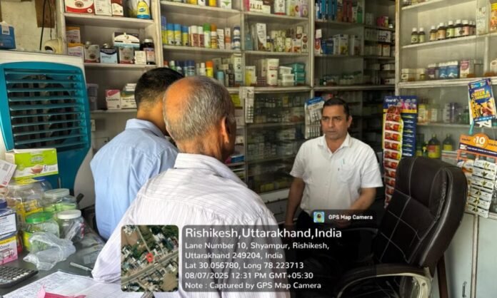 बड़ी खबर: ऋषिकेश और हरिद्वार के औषधि विक्रेताओं पर एफडीए की ताबड़तोड़ छापेमारी
