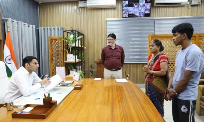 नन्हें नौनिहालों; असहाय, व्यथित विधवा मताओं संग धोखाधड़ी मानसिक उत्पीड़न पर डीएम सख्त