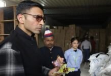 विवादित बिल्डर पुनीत अग्रवाल पर जिला प्रशासन सख्त…